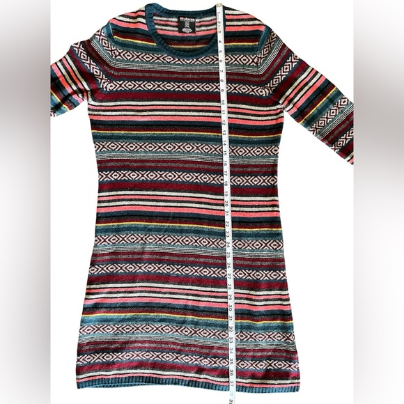 Sherpa Adventure Gear Geometric Long Sleeve Wool Alpaca Sweater Dress Medium - Picture 4 of 9